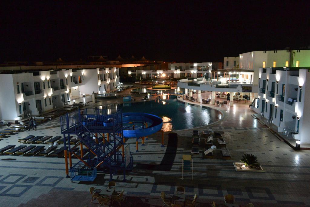 Sharm Holiday Resort Exterior photo